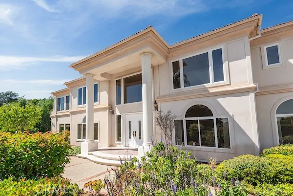 $3,950,000 | 30665 Palos Verdes Drive East, Rancho Palos Verdes, CA 90275