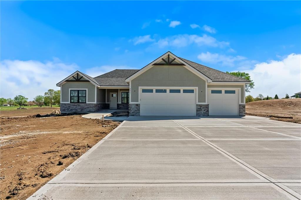 9901 Stockdale Road Liberty, MO 64068 - Photo 1 of 25