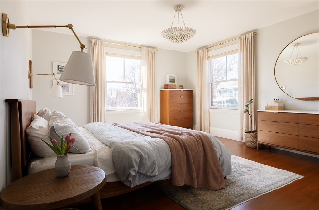 25 Barrington Road Boston, MA 02124 - Photo 22 of 33