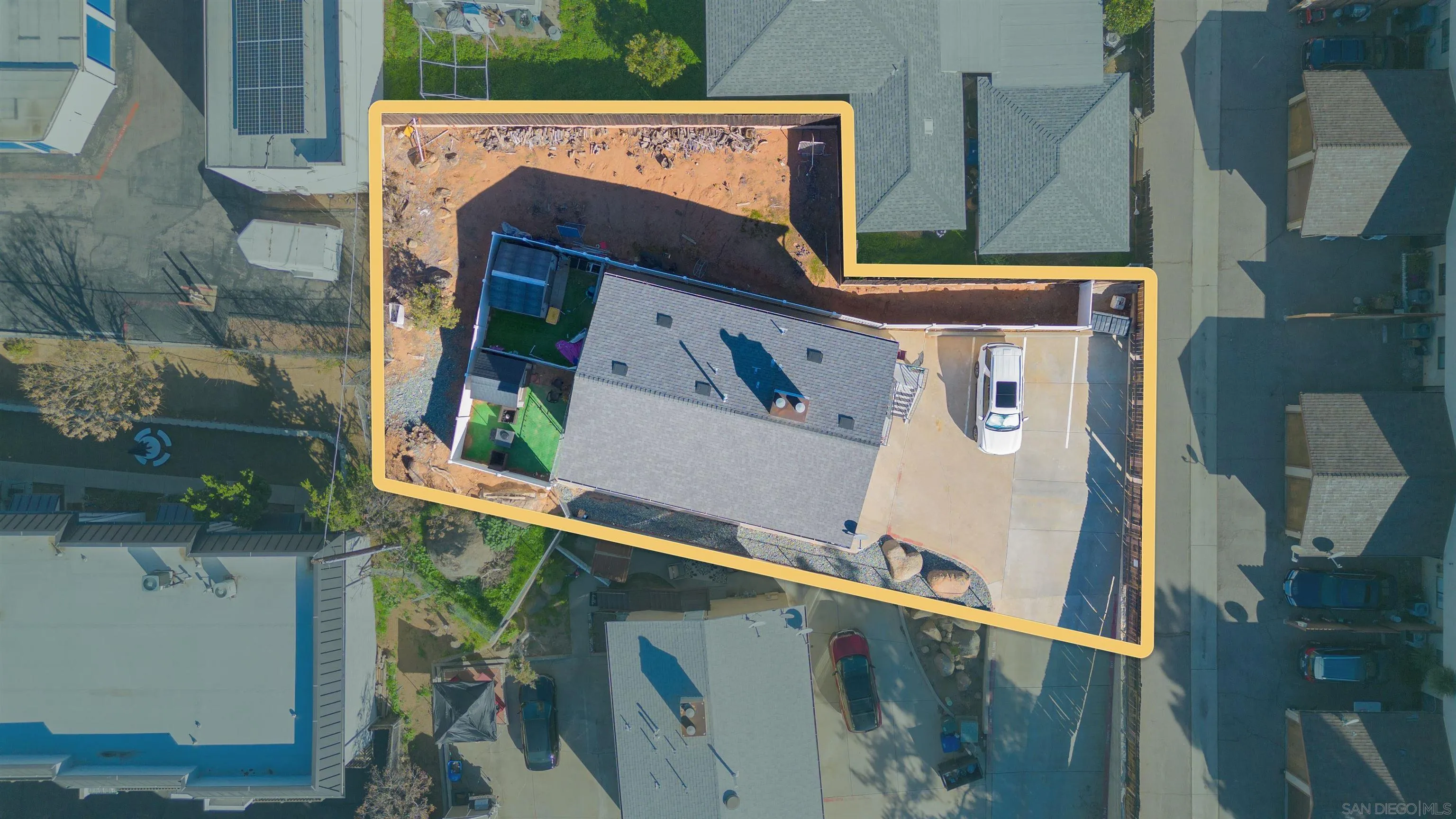 1964 Arnold Way Alpine, CA 91901 - Photo 3 of 9