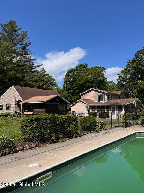 160 Kettle Road Amsterdam, NY 12010 - Photo 1 of 39 House, garage, pool