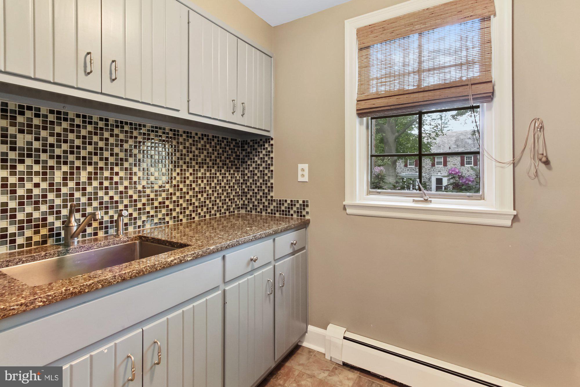 348 East Elm Street Reading, PA 19607 - Photo 18 of 33 Gallery Image 18