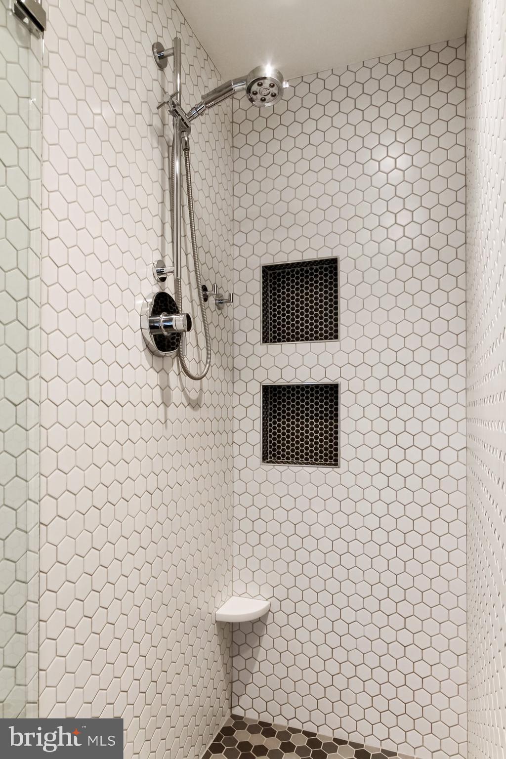 348 East Elm Street Reading, PA 19607 - Photo 29 of 33 Gallery Image 29