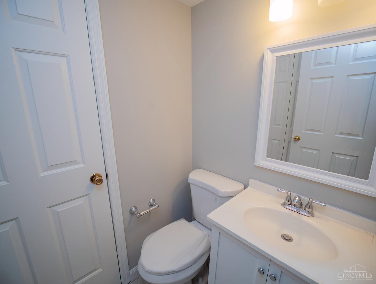 7752 Montgomery Road, Unit 25 Cincinnati, OH 45236 - Photo 8 of 22 Gallery Image 8