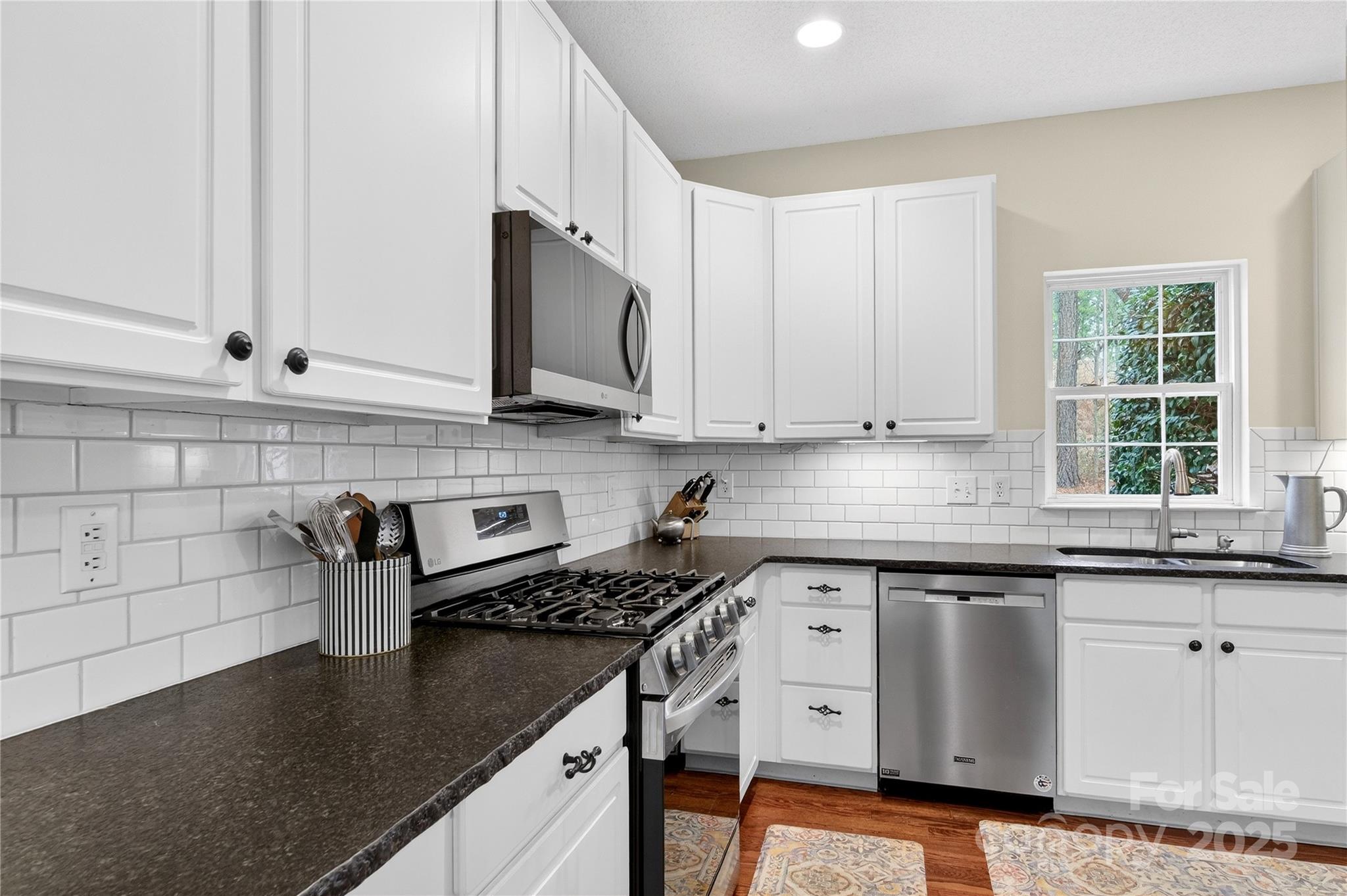 7809 Dunoon Lane Charlotte, NC 28269 - Photo 13 of 47