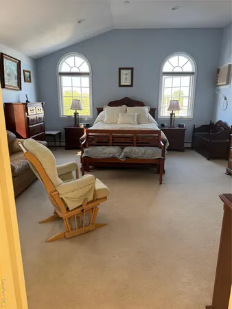 $749,000 | 729 South 9th Street, Lindenhurst, NY 11757