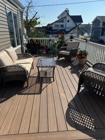 $749,000 | 729 South 9th Street, Lindenhurst, NY 11757