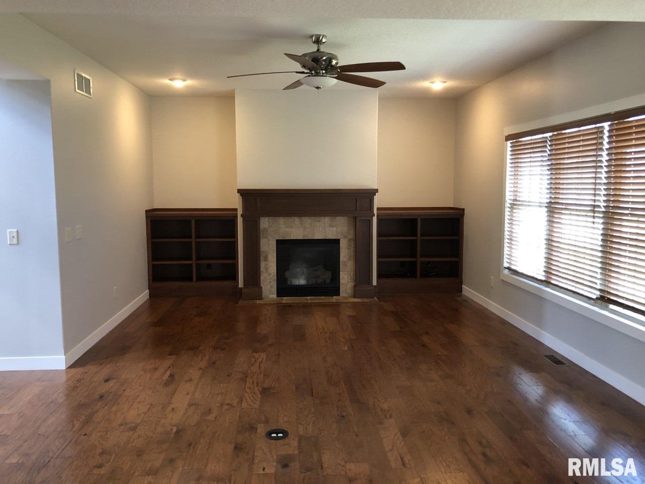 5783 Judge Road Bettendorf, IA 52722 - Photo 2 of 5 Gallery Image 2
