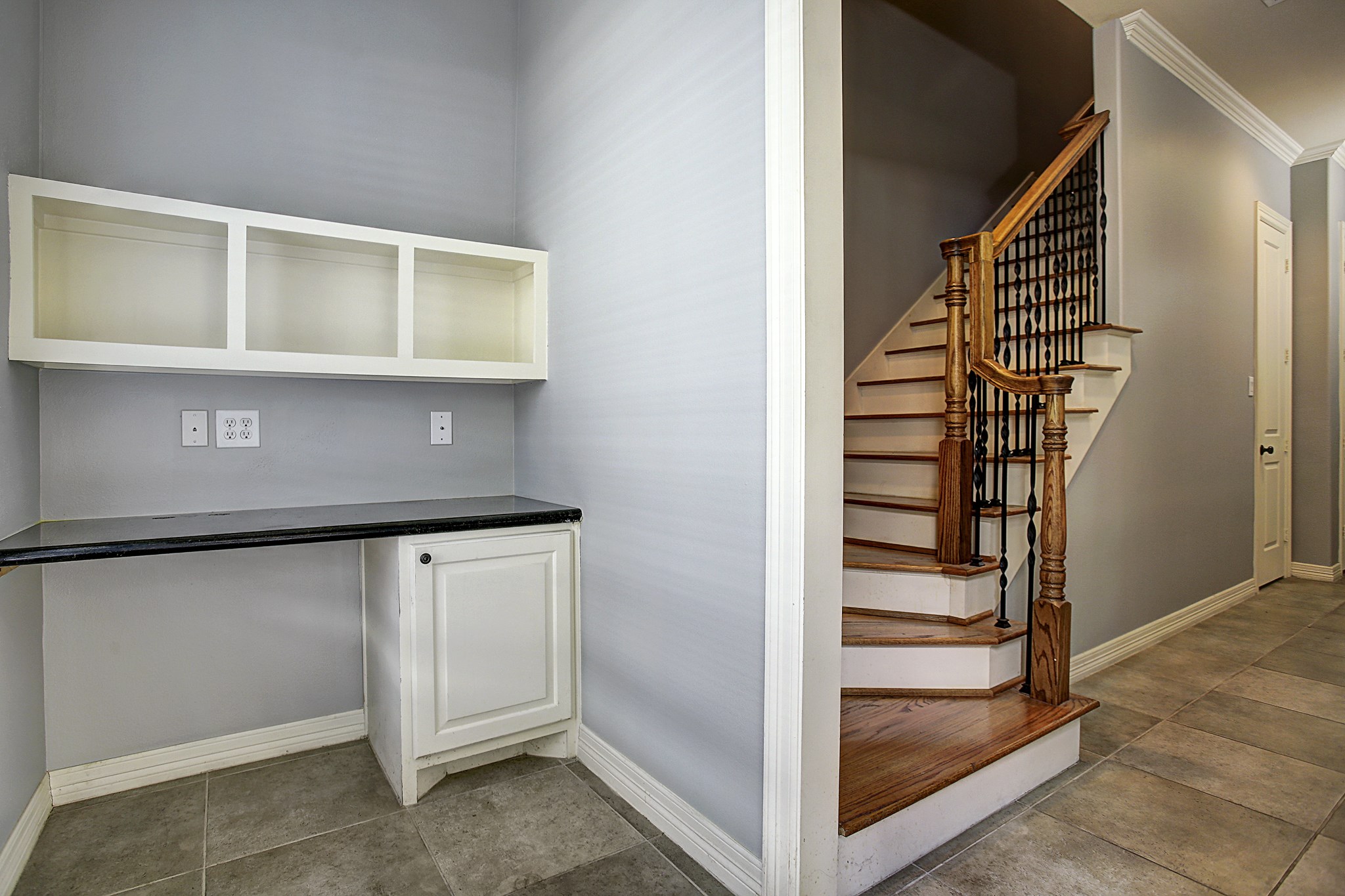 1140 Robbie Street Houston, TX 77009 - Photo 11 of 16 built-in desk off the first floor.