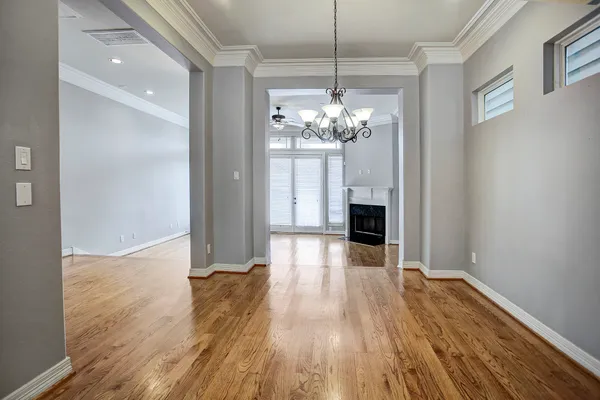 $3,500 | 1140 Robbie Street, Houston, TX 77009