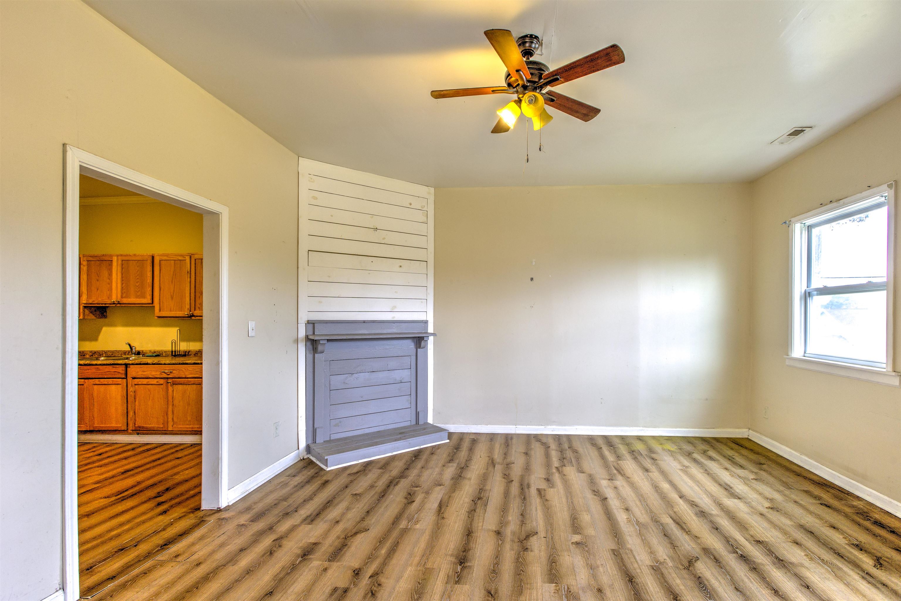 265 Green Street Pacolet, SC 29372 - Photo 4 of 22