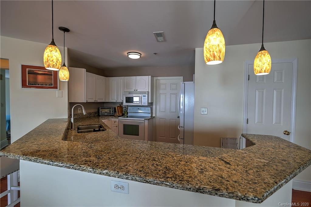 18609 Vineyard Point Lane Cornelius, NC 28031 - Photo 16 of 32