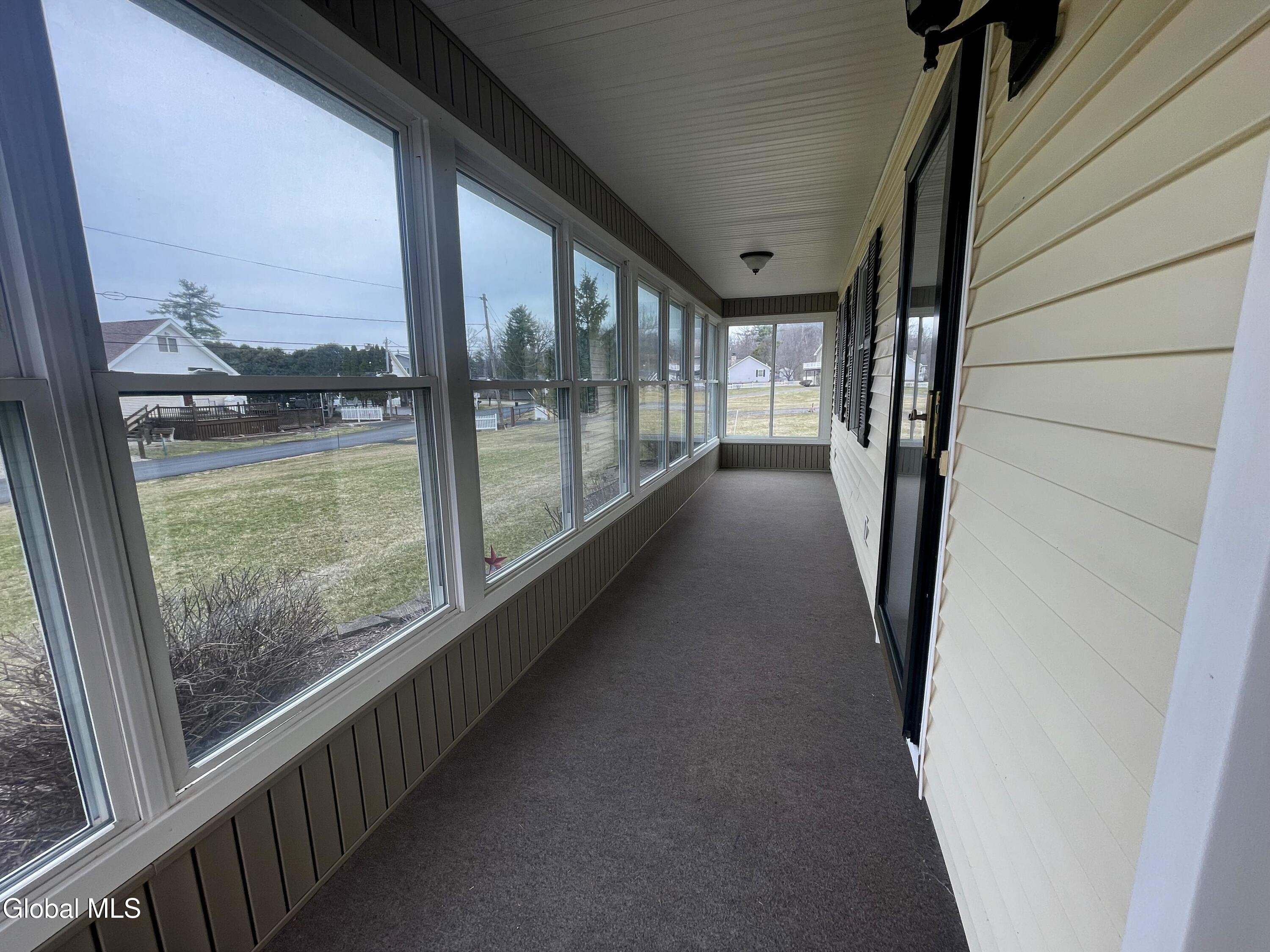 70 Island View Road Colonie, NY 12047 - Photo 5 of 36 SR1