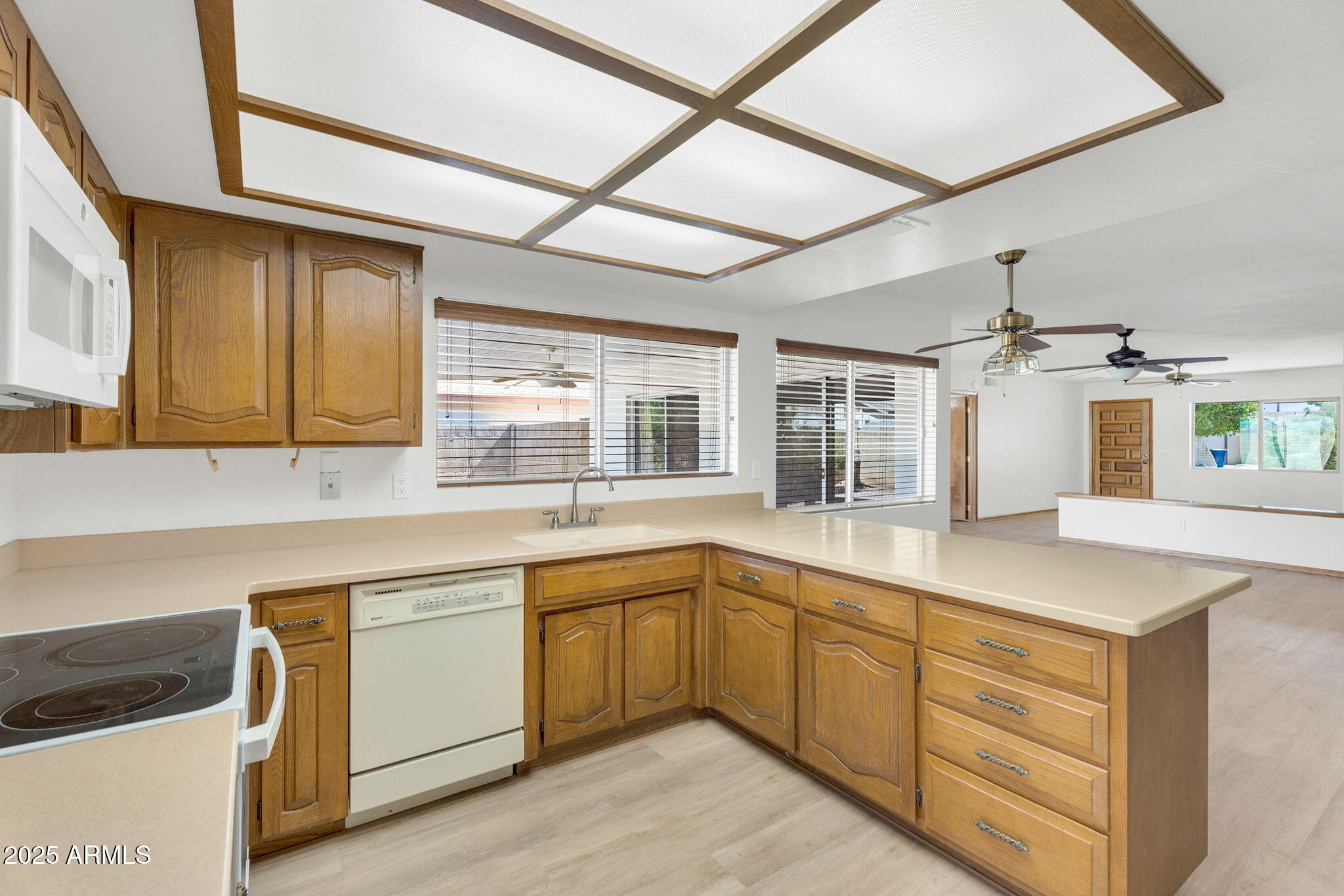 1310 East Redmon Drive Tempe, AZ 85283 - Photo 14 of 51 14-web-or-mls-Redmon-14