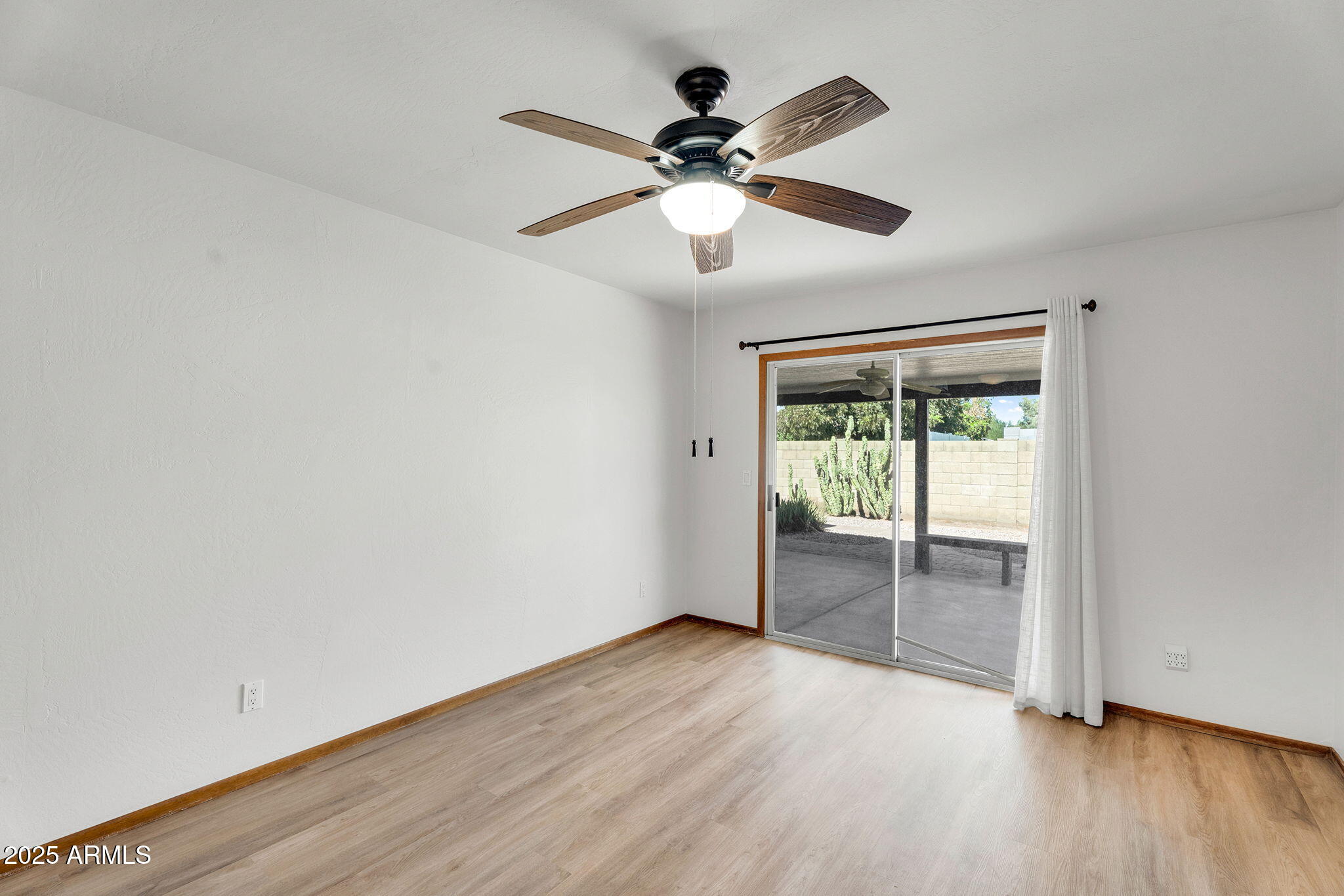 1310 East Redmon Drive Tempe, AZ 85283 - Photo 17 of 51 17-web-or-mls-Redmon-17