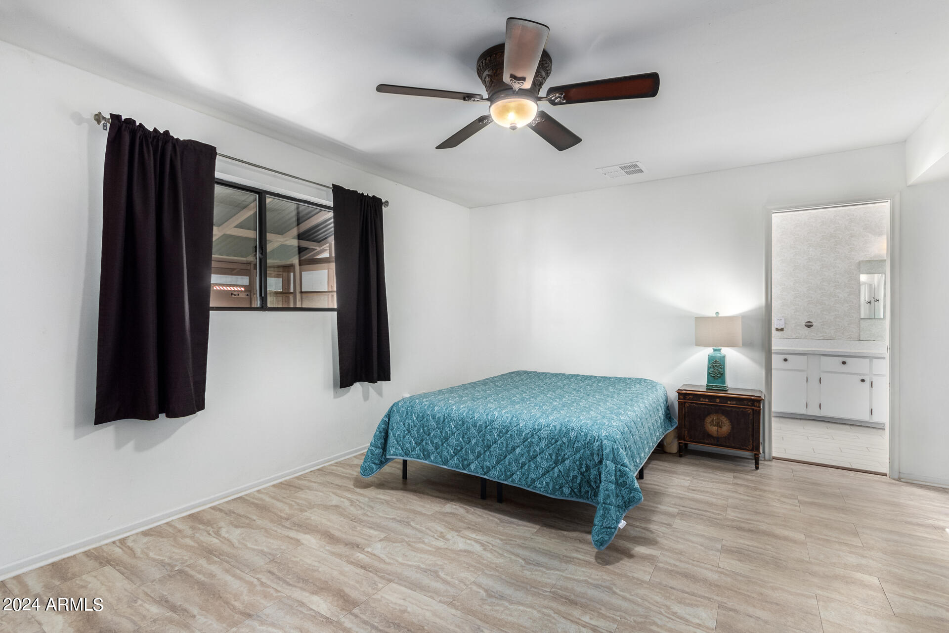 4021 West Mountain View Road Phoenix, AZ 85051 - Photo 14 of 32 0016-13 - Mountain View