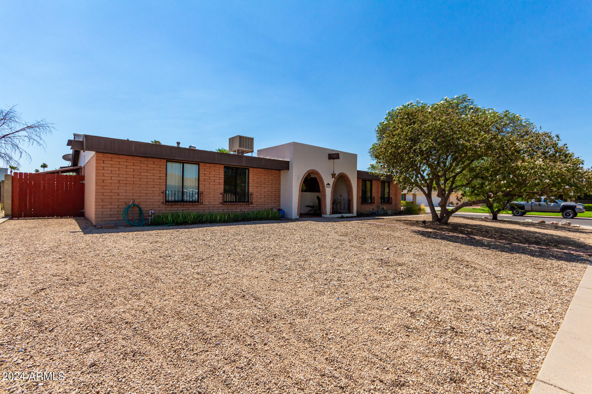 4021 West Mountain View Road Phoenix, AZ 85051 - Photo 3 of 32 0004-02 - Mountain View-2