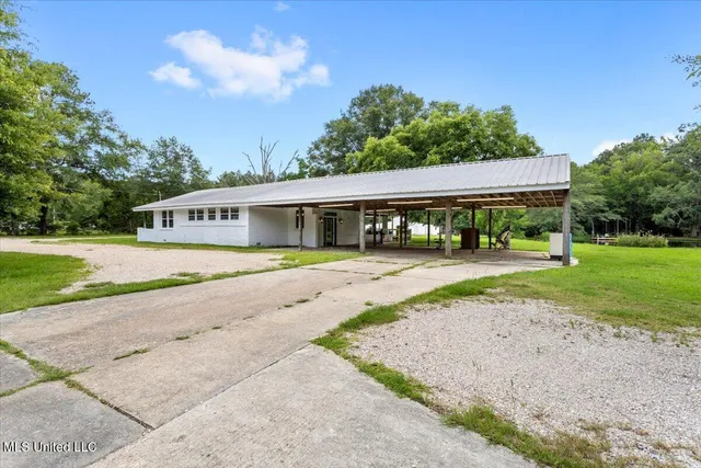 $315,000 | 2498 Highway 43 South, Picayune, MS 39466