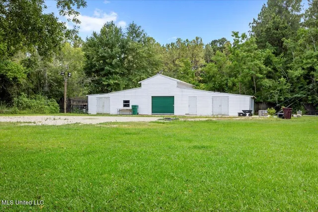 $315,000 | 2498 Highway 43 South, Picayune, MS 39466