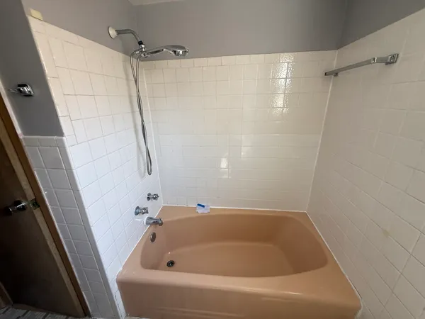 $1,850 | 5610 North Central Avenue, Unit 2, Chicago, IL 60646