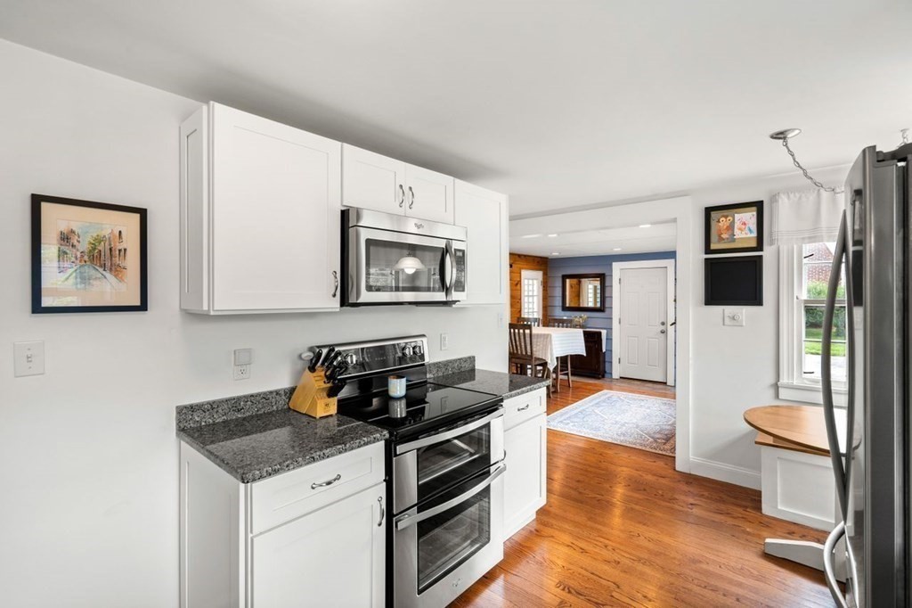 6 Sheffield Road Danvers, MA 01923 - Photo 10 of 41 Gallery Image 10