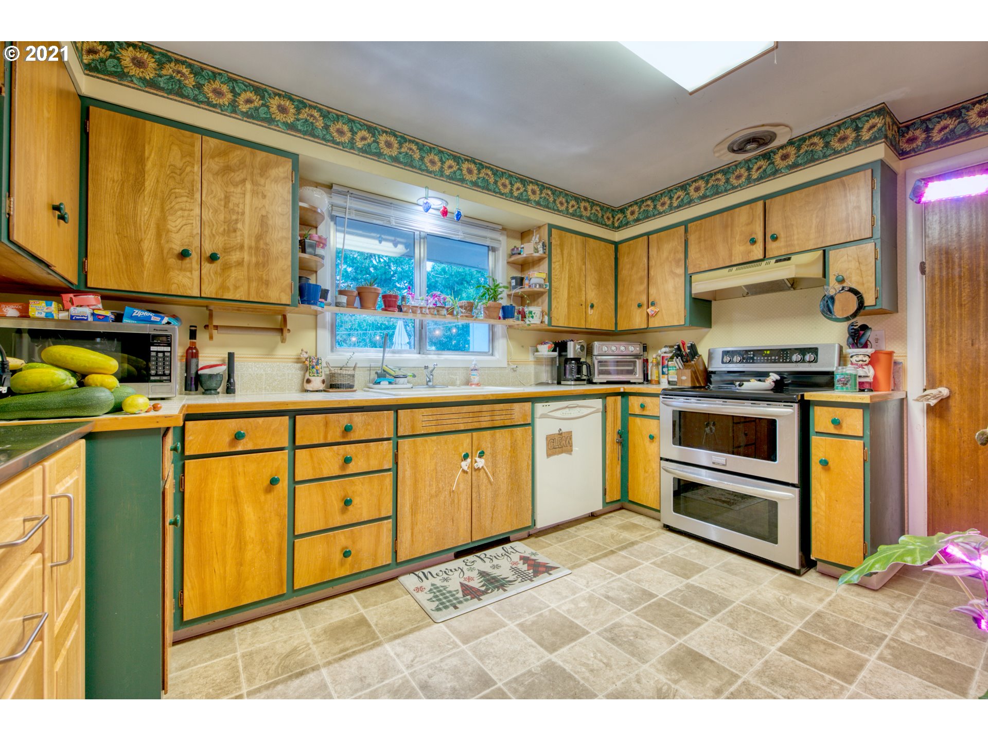 75 Hayden Bridge Way Springfield, OR 97477 - Photo 12 of 28