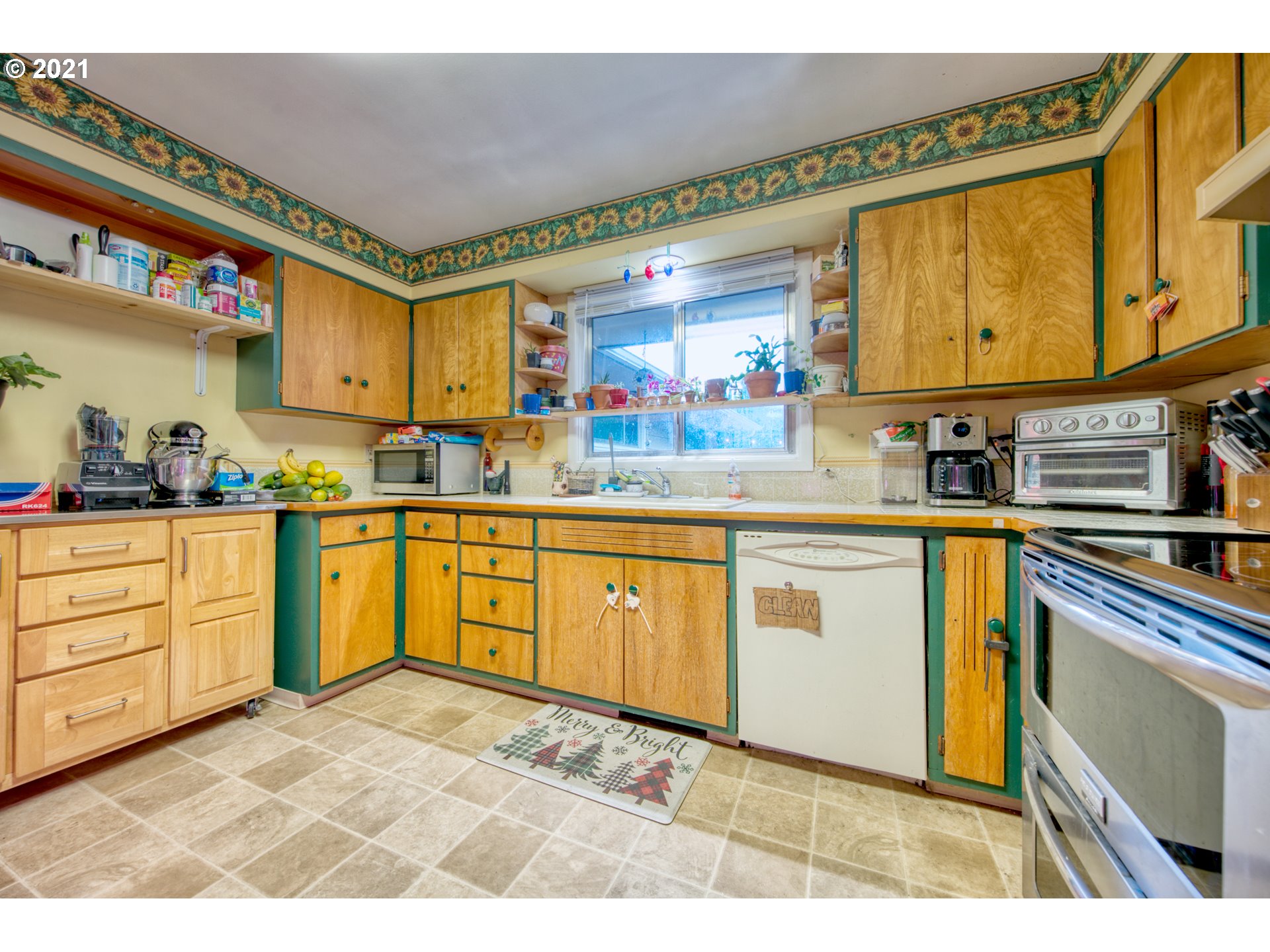 75 Hayden Bridge Way Springfield, OR 97477 - Photo 14 of 28