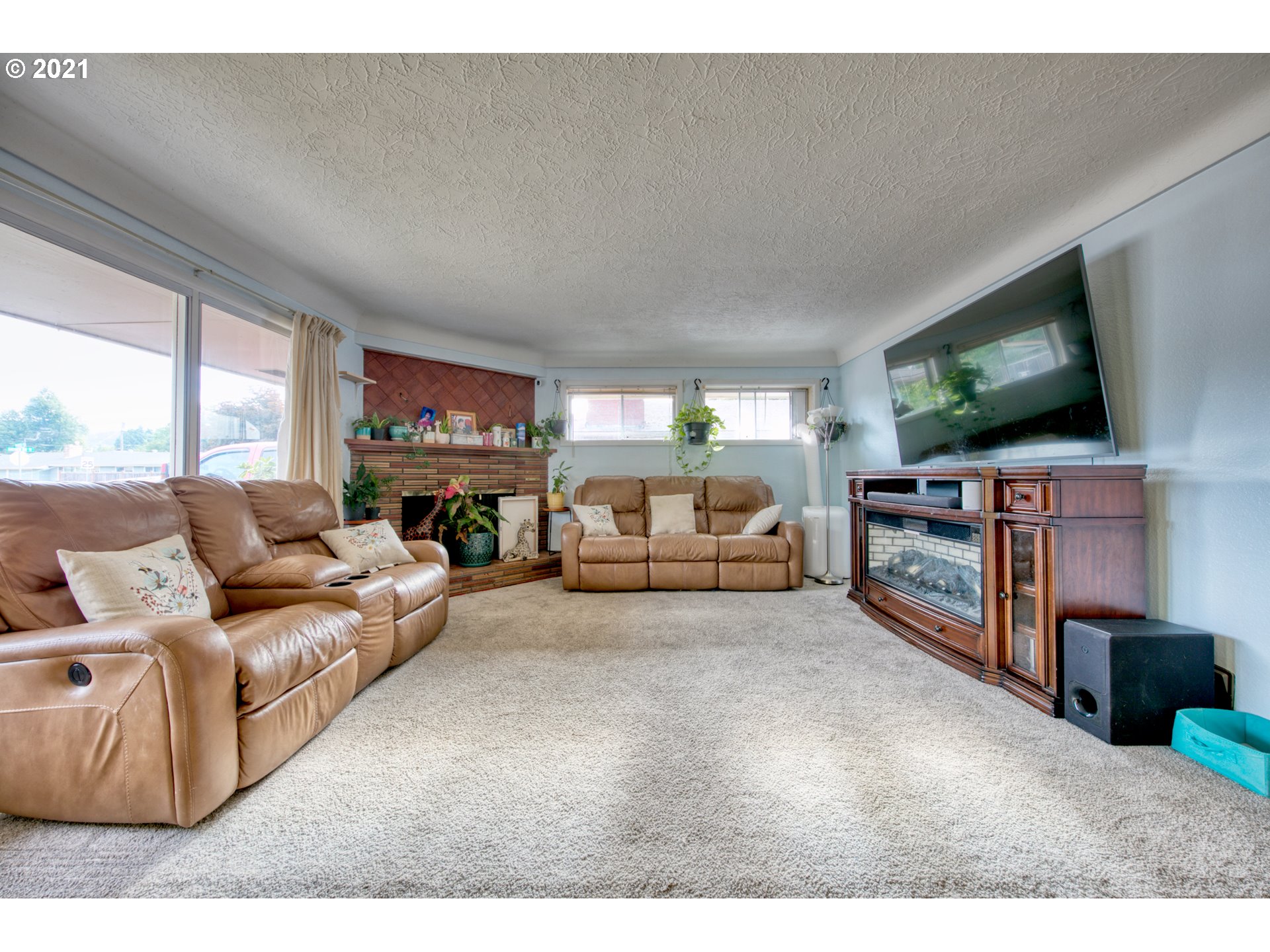 75 Hayden Bridge Way Springfield, OR 97477 - Photo 8 of 28