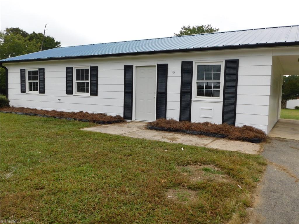 1301 Martin Luther King Jr Road Walnut Cove, NC 27052 - Photo 4 of 17