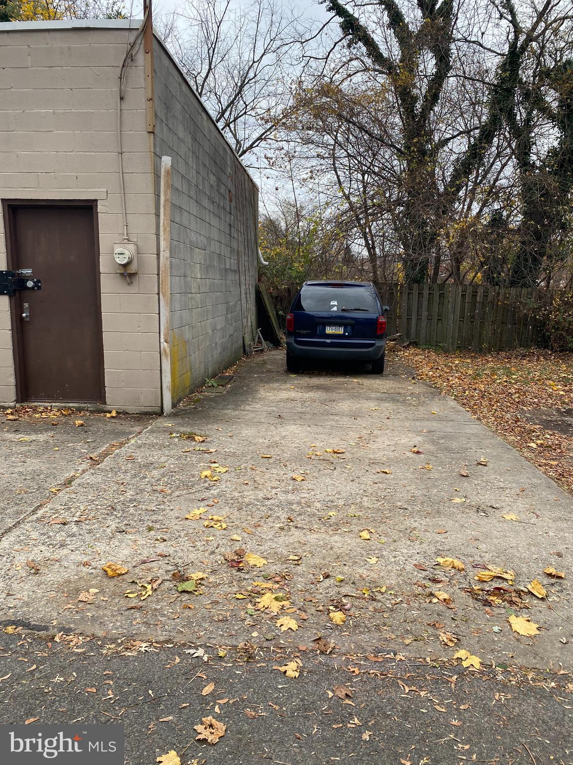 172 Bridge Street Drexel Hill, PA 19026 - Photo 35 of 42 Entrance to garage, two spots for parking
