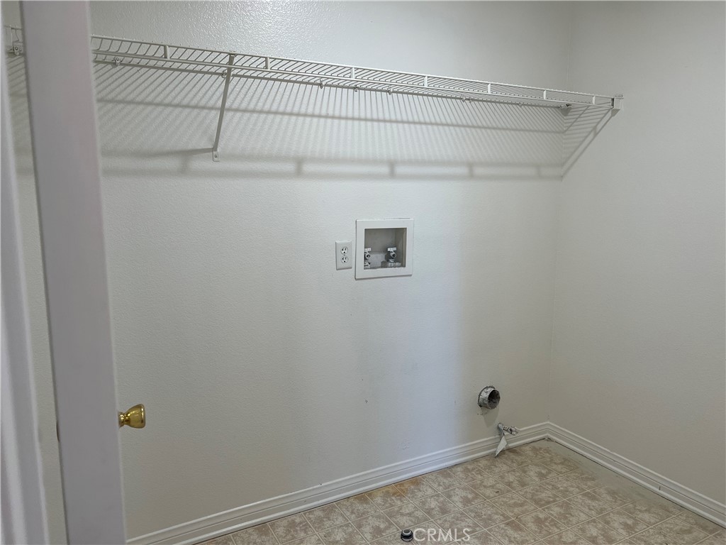 40305 Reata Road Palmdale, CA 93550 - Photo 16 of 20 a view of a small space