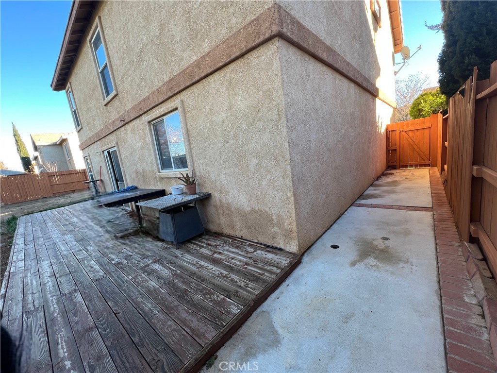 40305 Reata Road Palmdale, CA 93550 - Photo 19 of 20 a view of a terrace with chairs