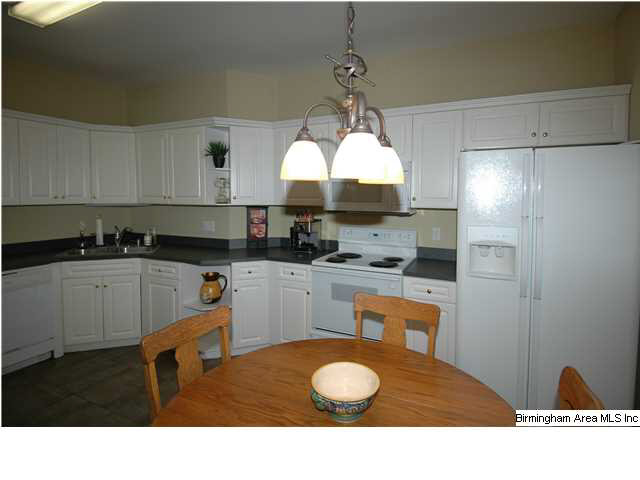 104 Amanda Place Pelham, AL 35124 - Photo 14 of 32