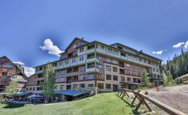 $670,000 | 401 Nystrom Lane, Unit 1407, Winter Park, CO 80482