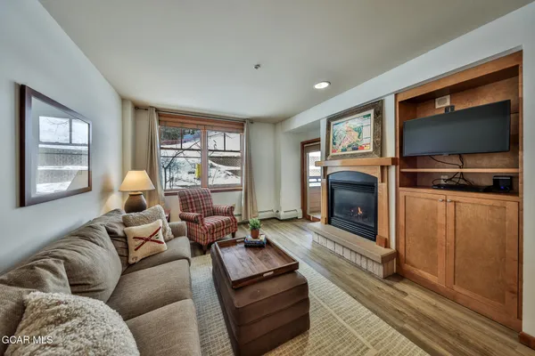 $670,000 | 401 Nystrom Lane, Unit 1407, Winter Park, CO 80482