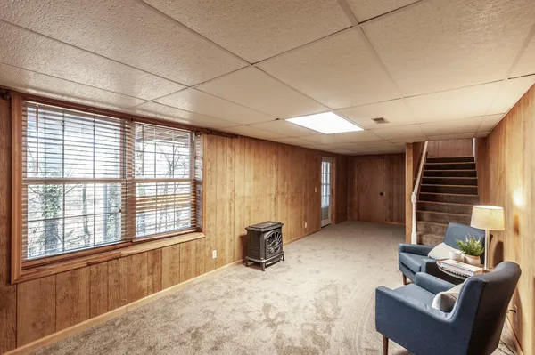 a view of empty room