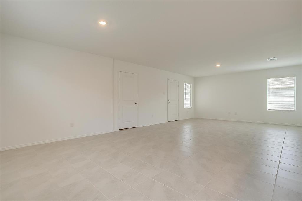 9833 Trusler Road Fort Worth, TX 76179 - Photo 9 of 24