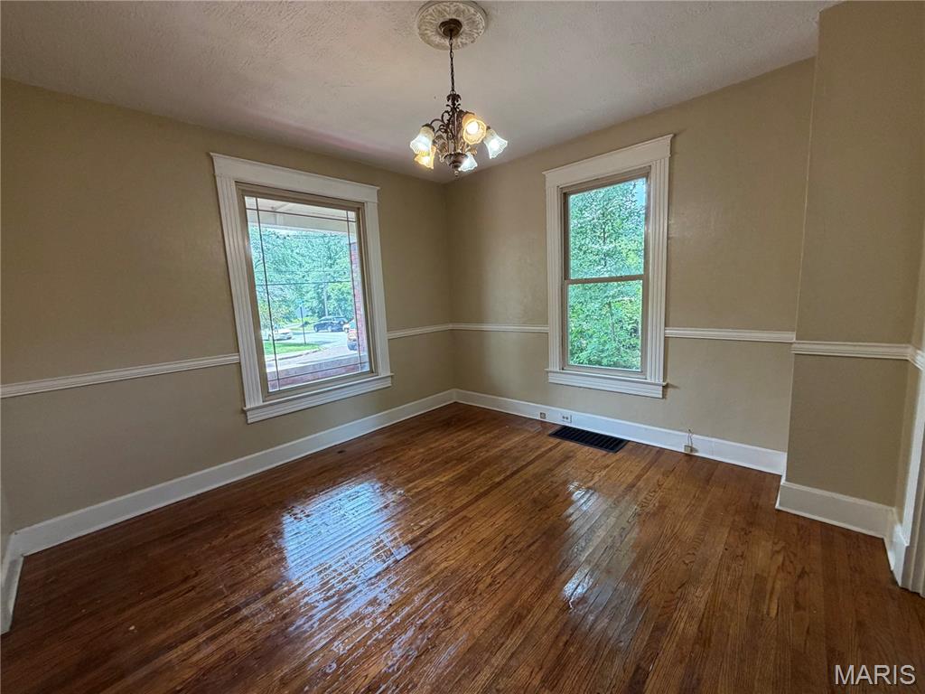 902 Royal Street Alton, IL 62002 - Photo 7 of 27