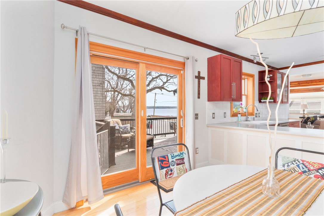 148 Andrew Comstock Road Warwick, RI 02886 - Photo 18 of 50