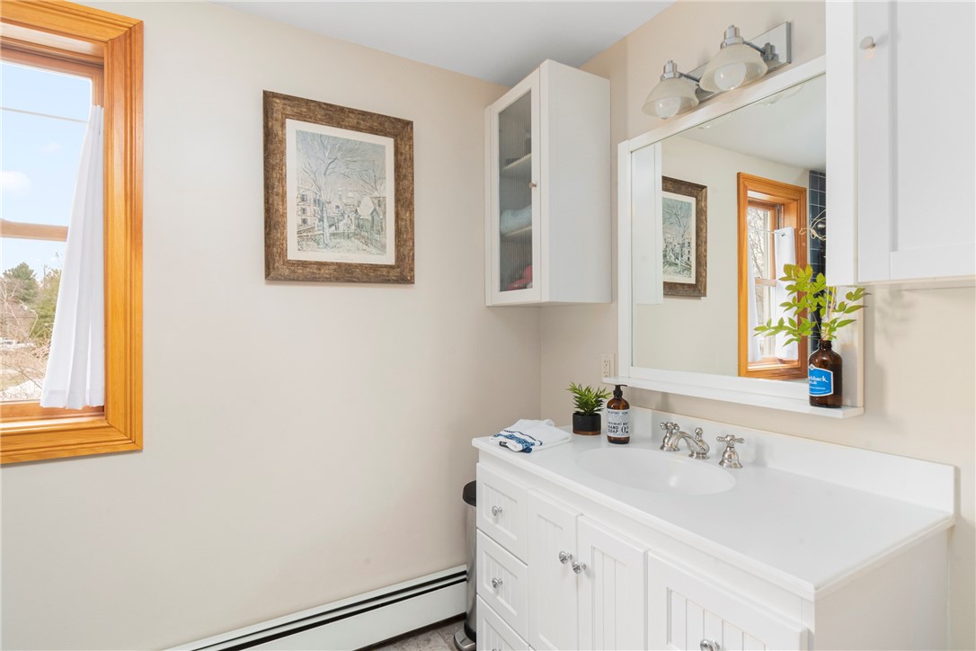 148 Andrew Comstock Road Warwick, RI 02886 - Photo 32 of 50