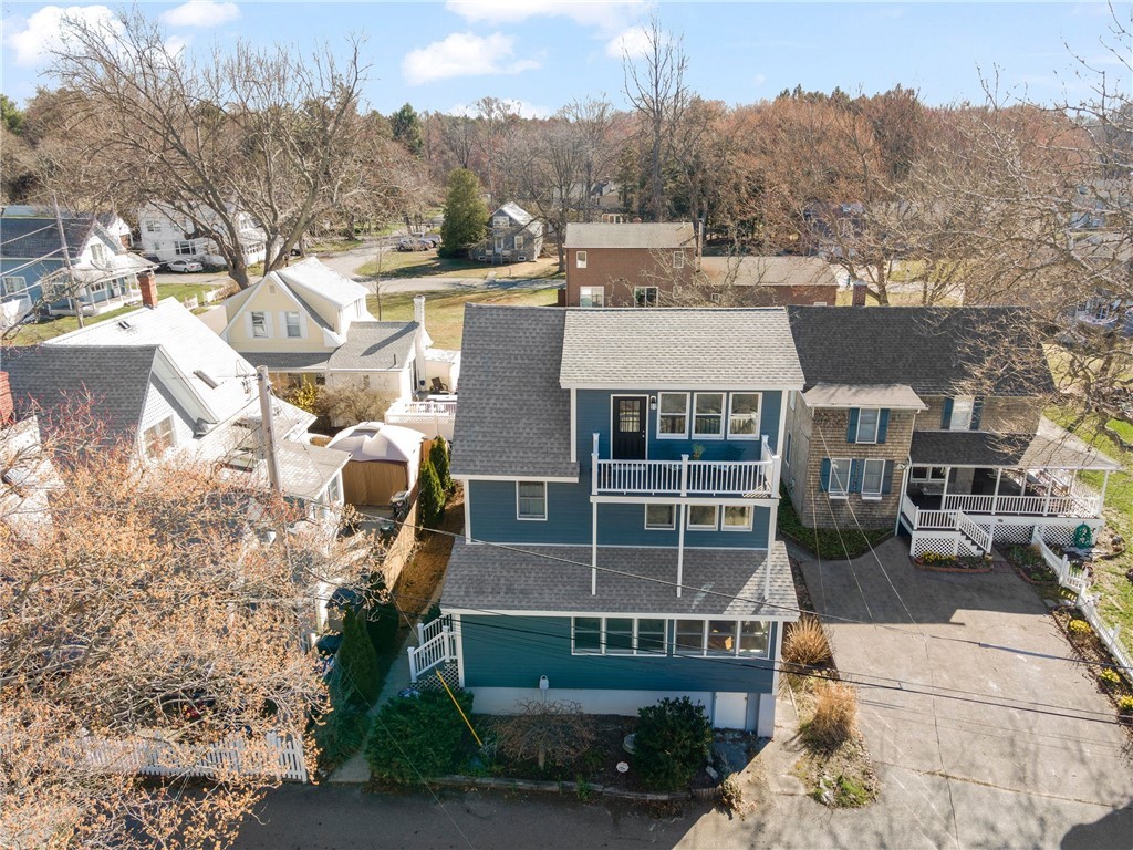 148 Andrew Comstock Road Warwick, RI 02886 - Photo 4 of 50