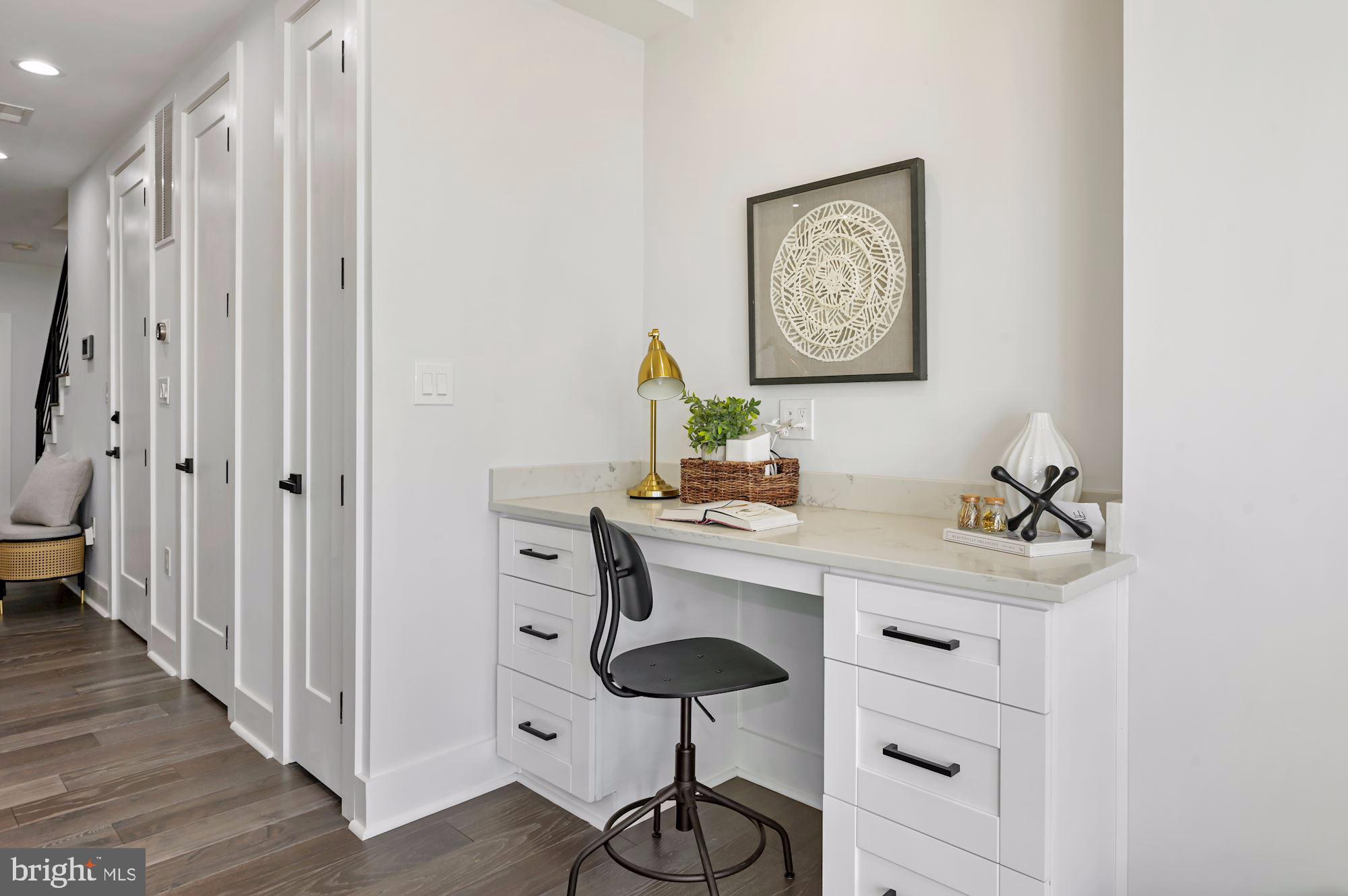 418 21st Street Northeast Washington, DC 20002 - Photo 11 of 48 a room with a table and chairs
