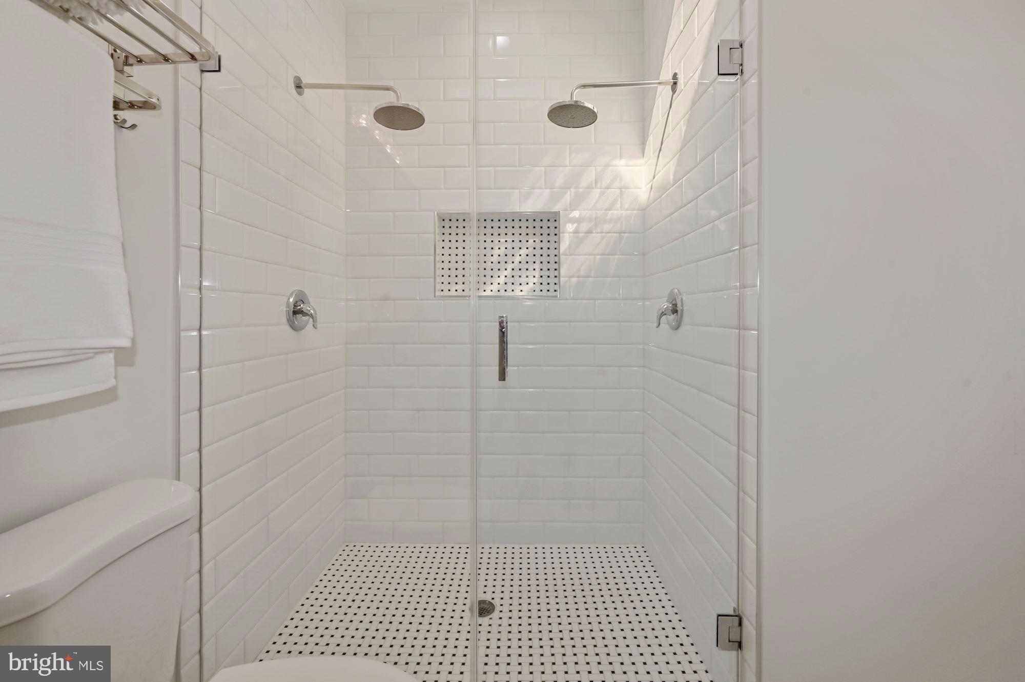 418 21st Street Northeast Washington, DC 20002 - Photo 20 of 48 a bathroom with a shower
