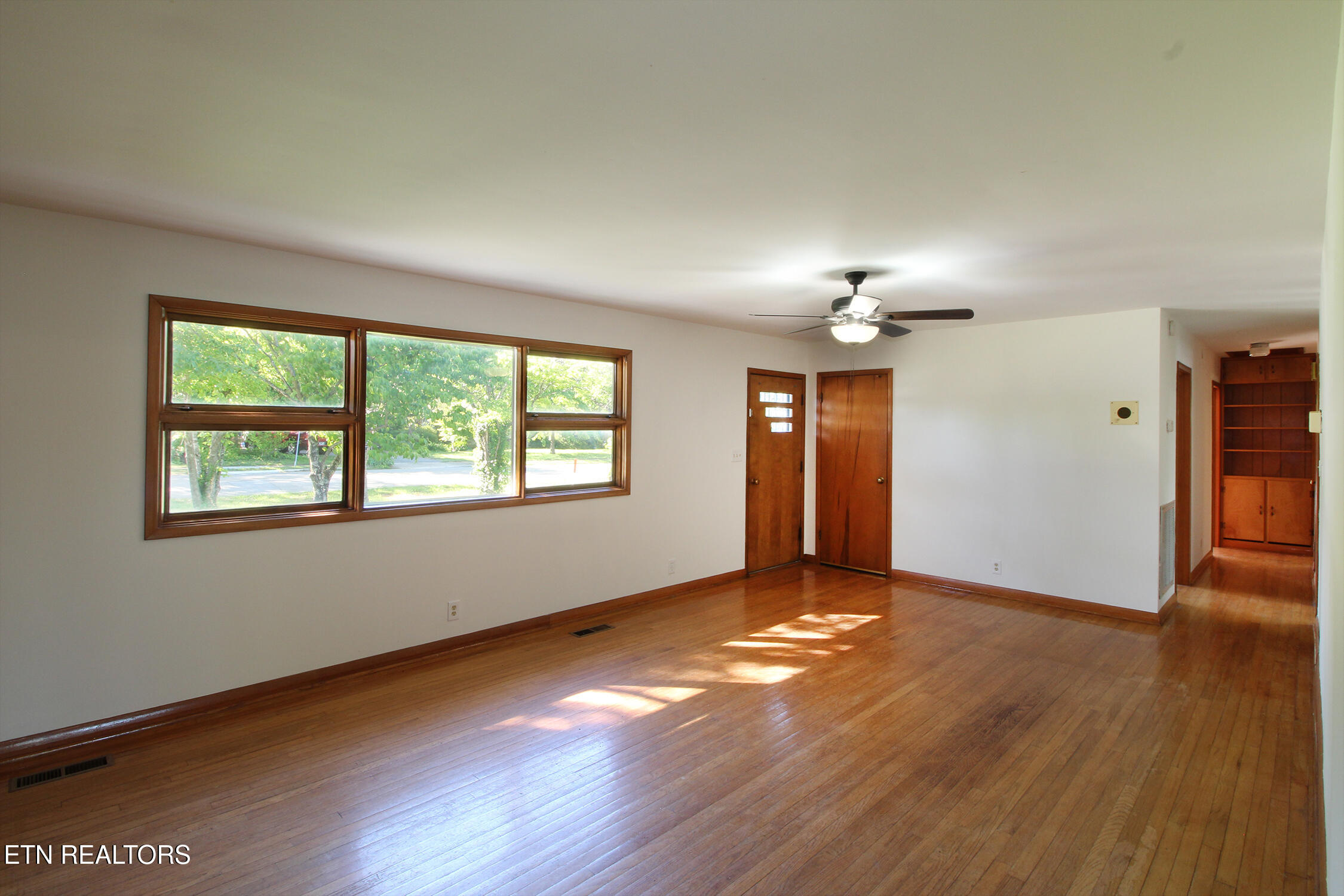 3204 Walnoaks Road Knoxville, TN 37921 - Photo 6 of 32 IMG_9399