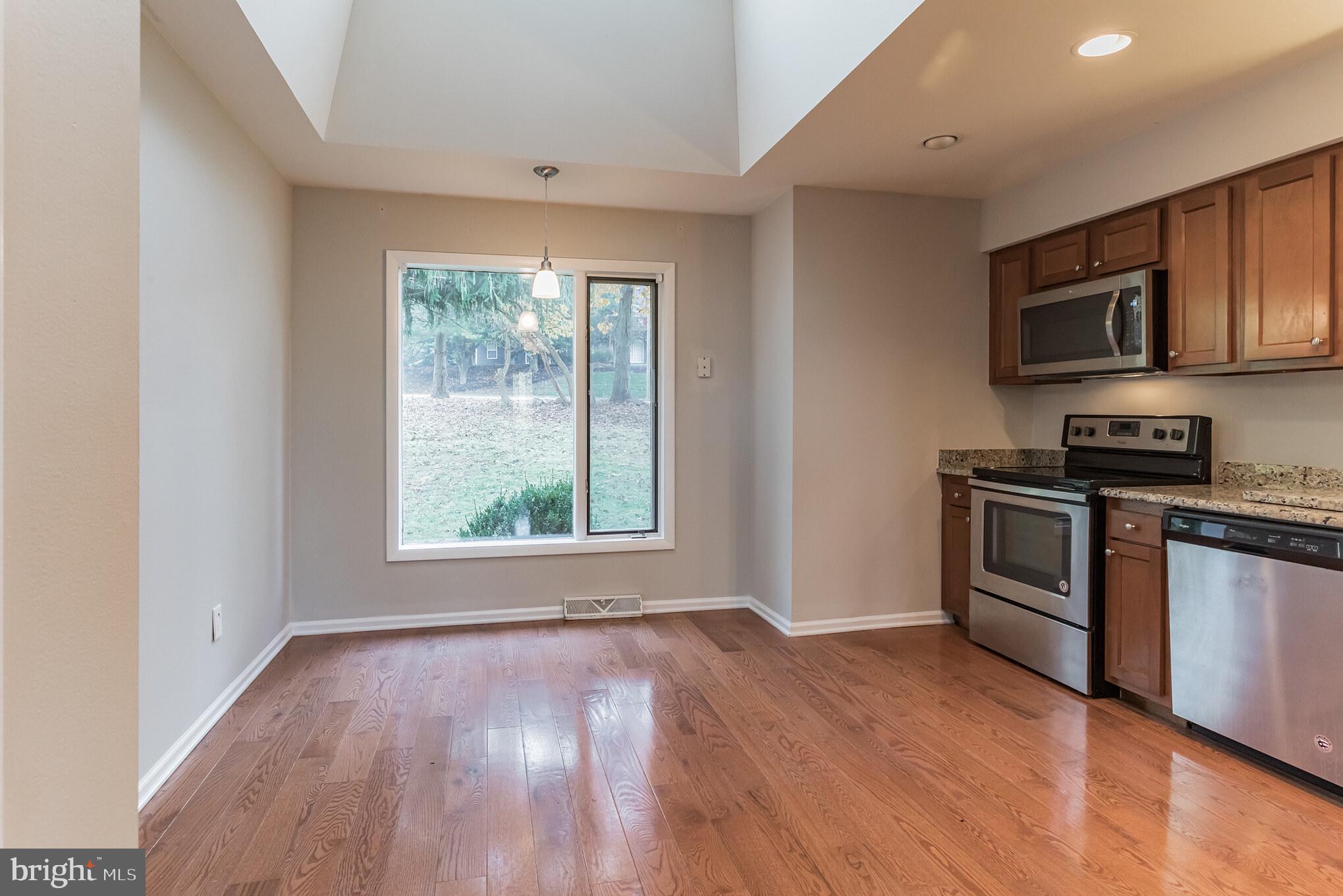 460 Park Road Downingtown, PA 19335 - Photo 7 of 39 Eat-In kitchen area with Picture window of ground