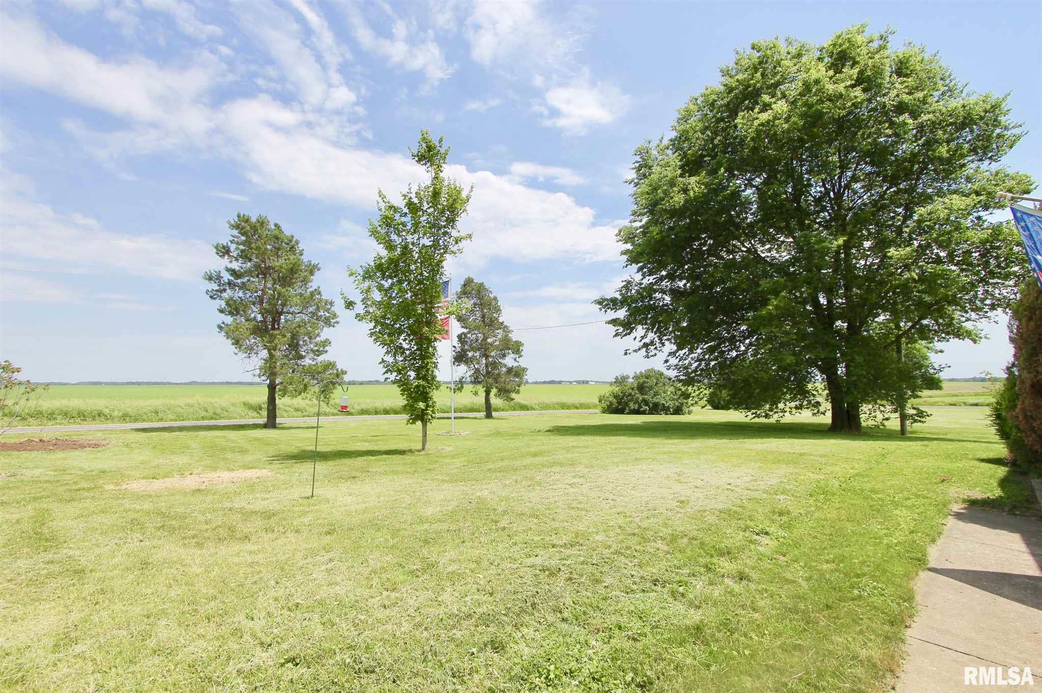 625 Long Road Buffalo, IL 62515 - Photo 24 of 37 Gallery Image 24