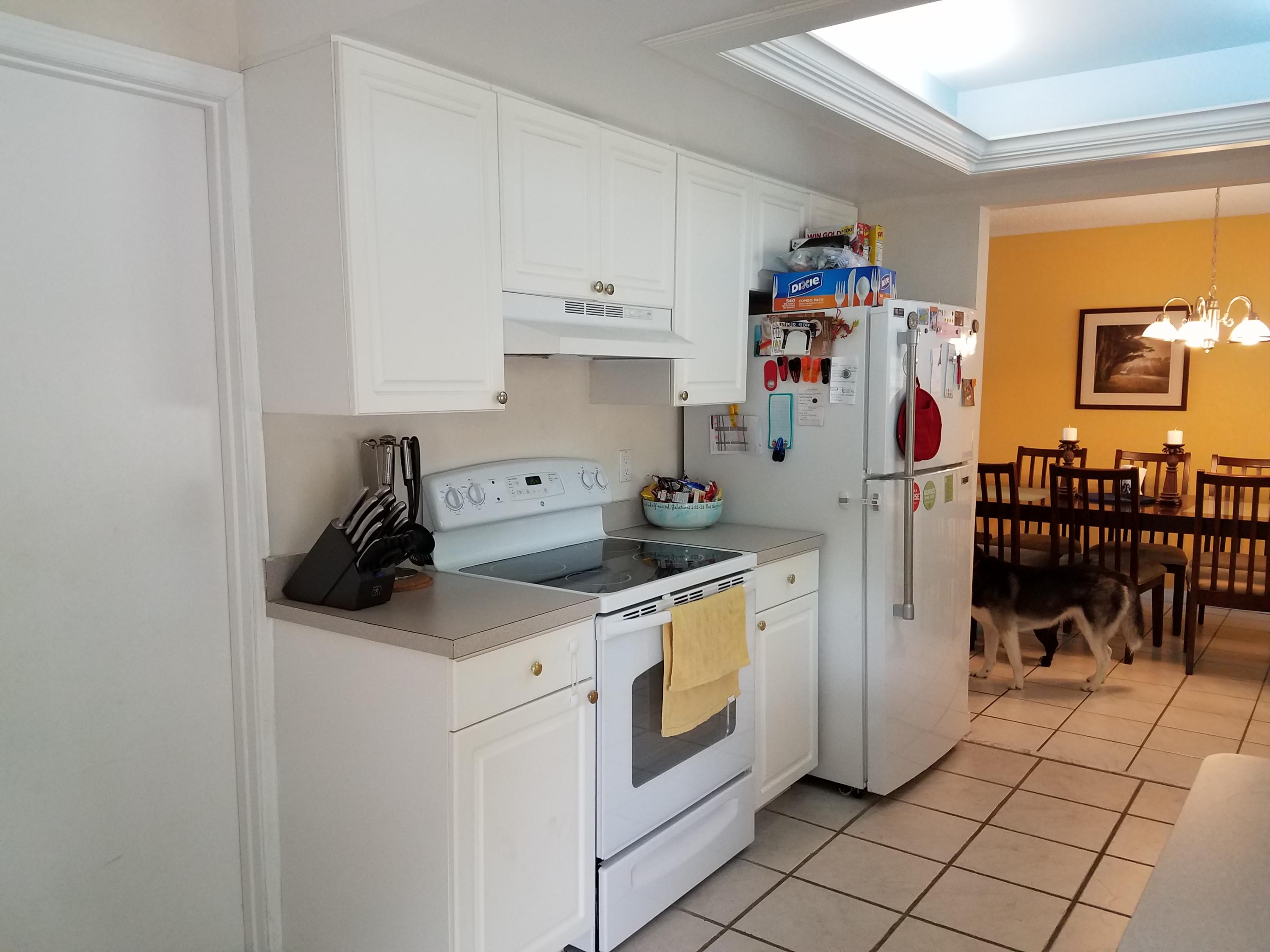 22835 Southwest 54th Way Boca Raton, FL 33433 - Photo 8 of 22 Kitchen