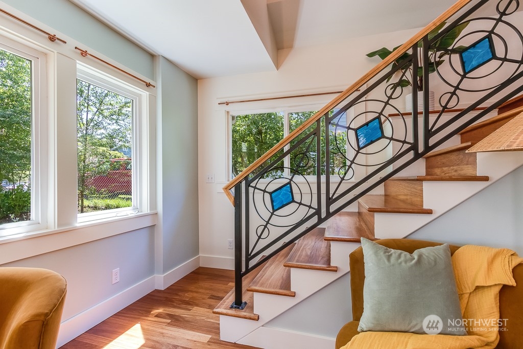 6020 South Roxbury Street Seattle, WA 98118 - Photo 16 of 31 Gallery Image 16