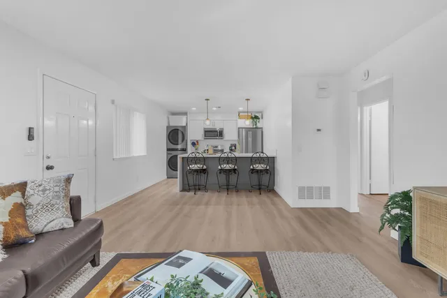 $3,000 | 72682 Thrush Road, Unit 1, Palm Desert, CA 92260