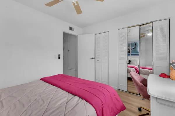 a very nice looking room with a bench
